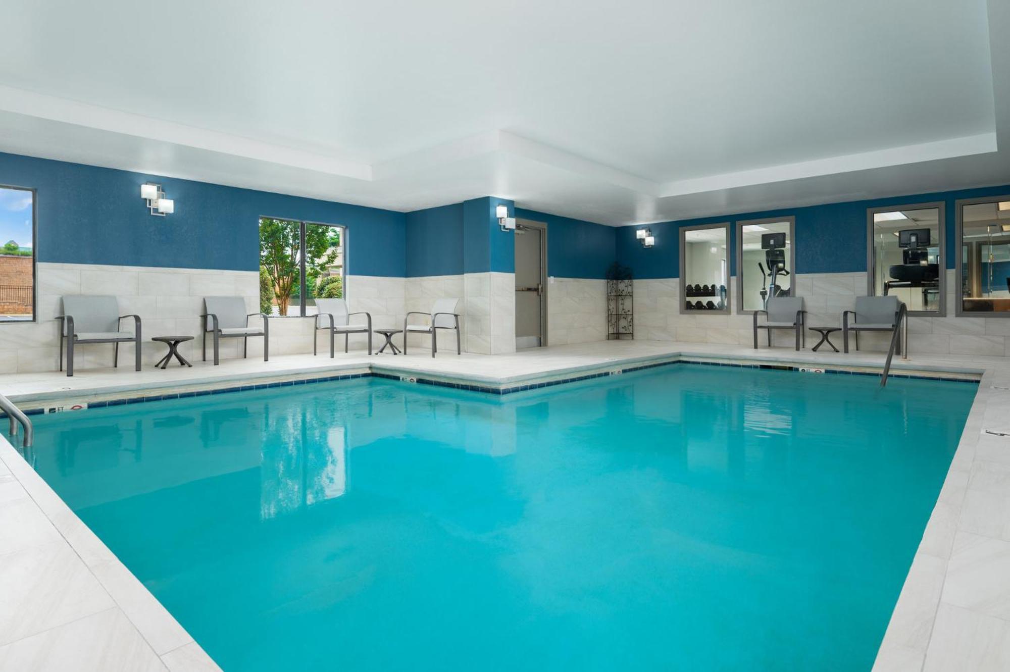 Holiday Inn Express Hotel & Suites Newport South By Ihg Extérieur photo