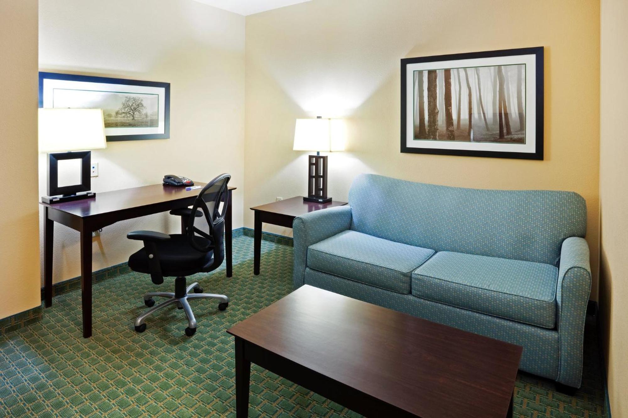 Holiday Inn Express Hotel & Suites Newport South By Ihg Extérieur photo